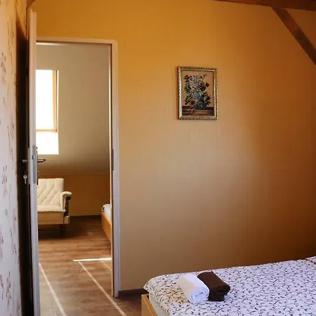 Landhaus Pozinge Pegasas Pokyliu Namai